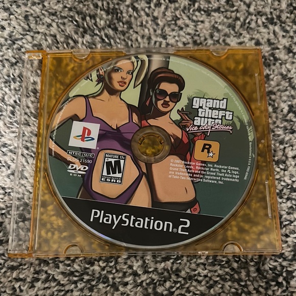 PlayStation 2 Grand Theft Auto: Vice City Stories Game Disc - Picture 1 of 2